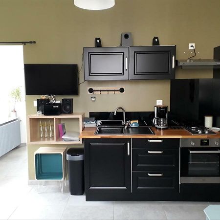 Gite Aux Lauriers Lacroix-sur-Meuse Екстер'єр фото