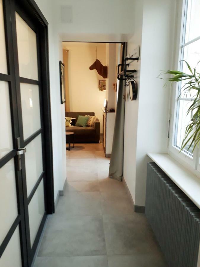 Gite Aux Lauriers Lacroix-sur-Meuse Екстер'єр фото